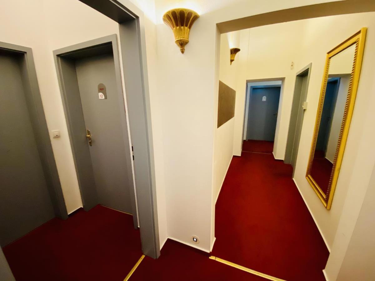 Doppelzimmer Lunch, Direkt Am Alten Strom Росток Экстерьер фото